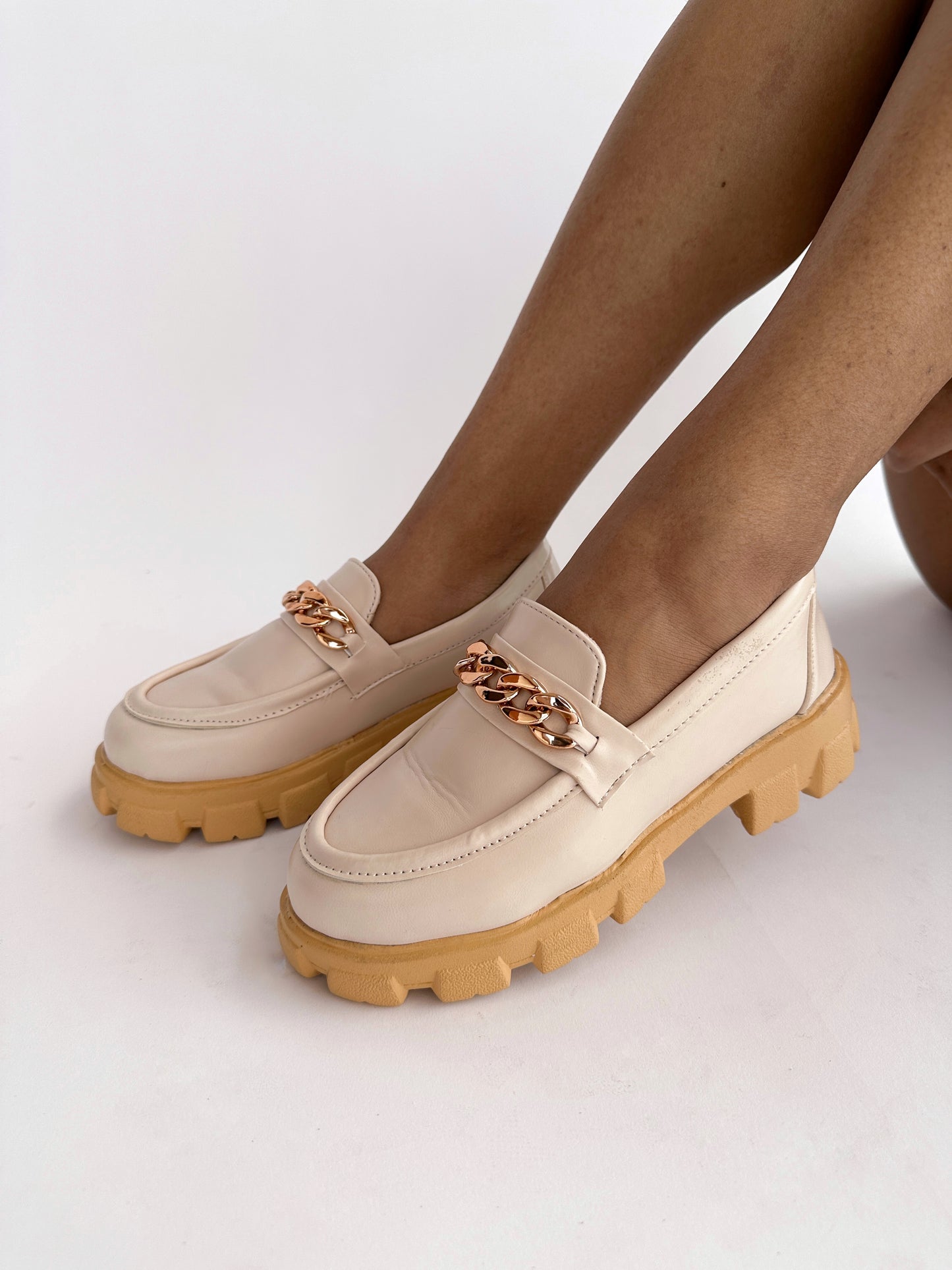 Off-white Chain Loafer Shoes