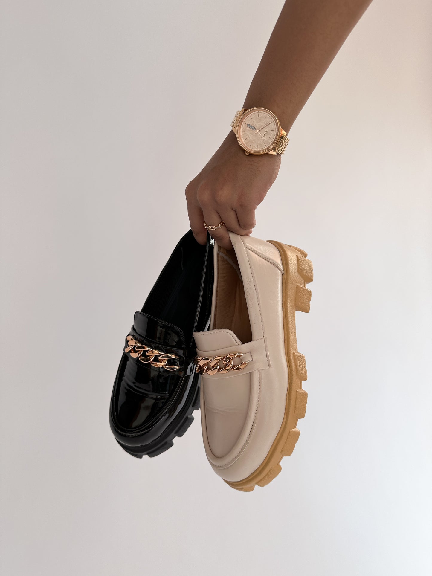 Off-white Chain Loafer Shoes