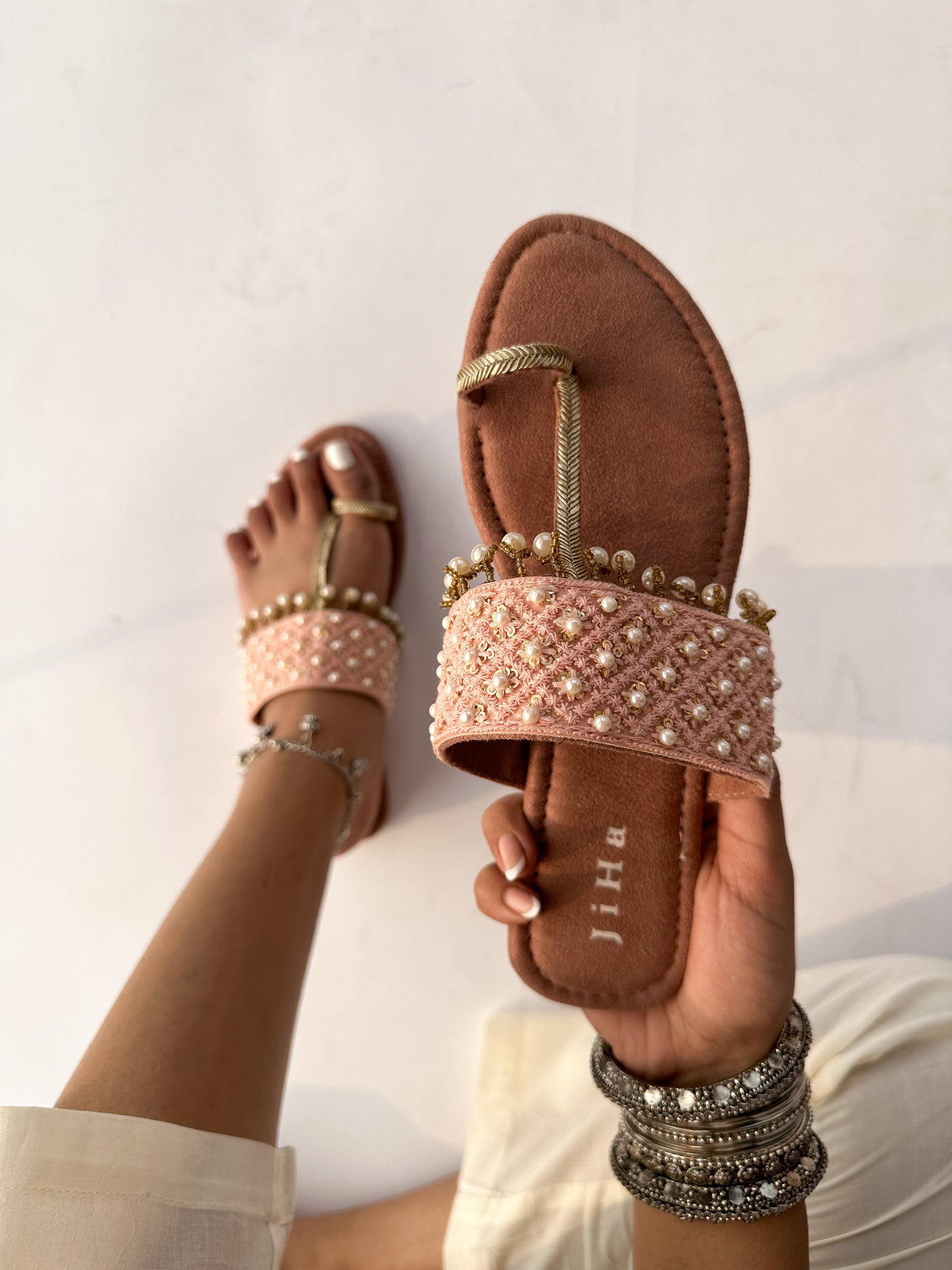 Mauve Pearl Embroidered Kolhapuri Flats