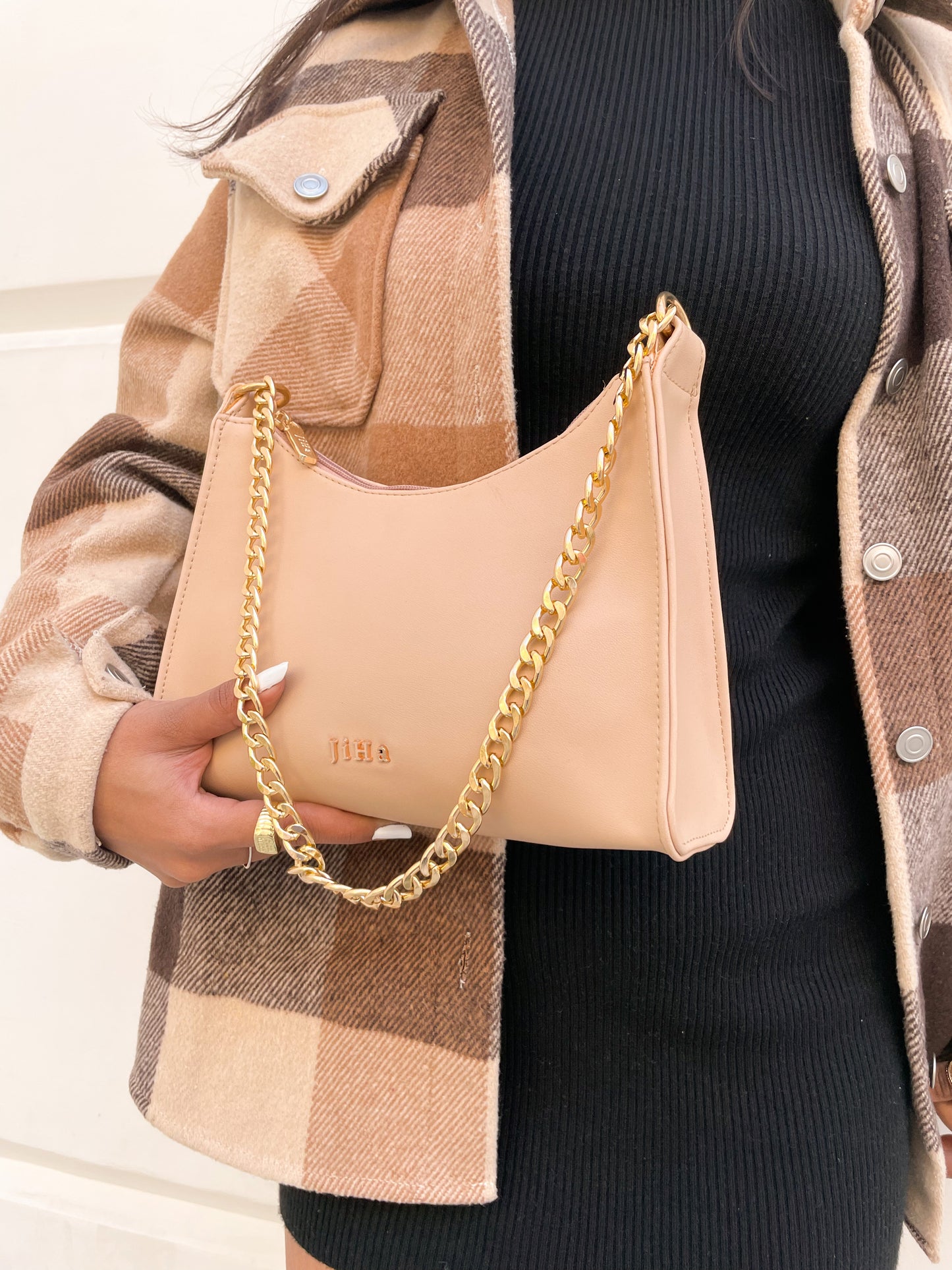 Beige Chain Baguette Shoulder Bag