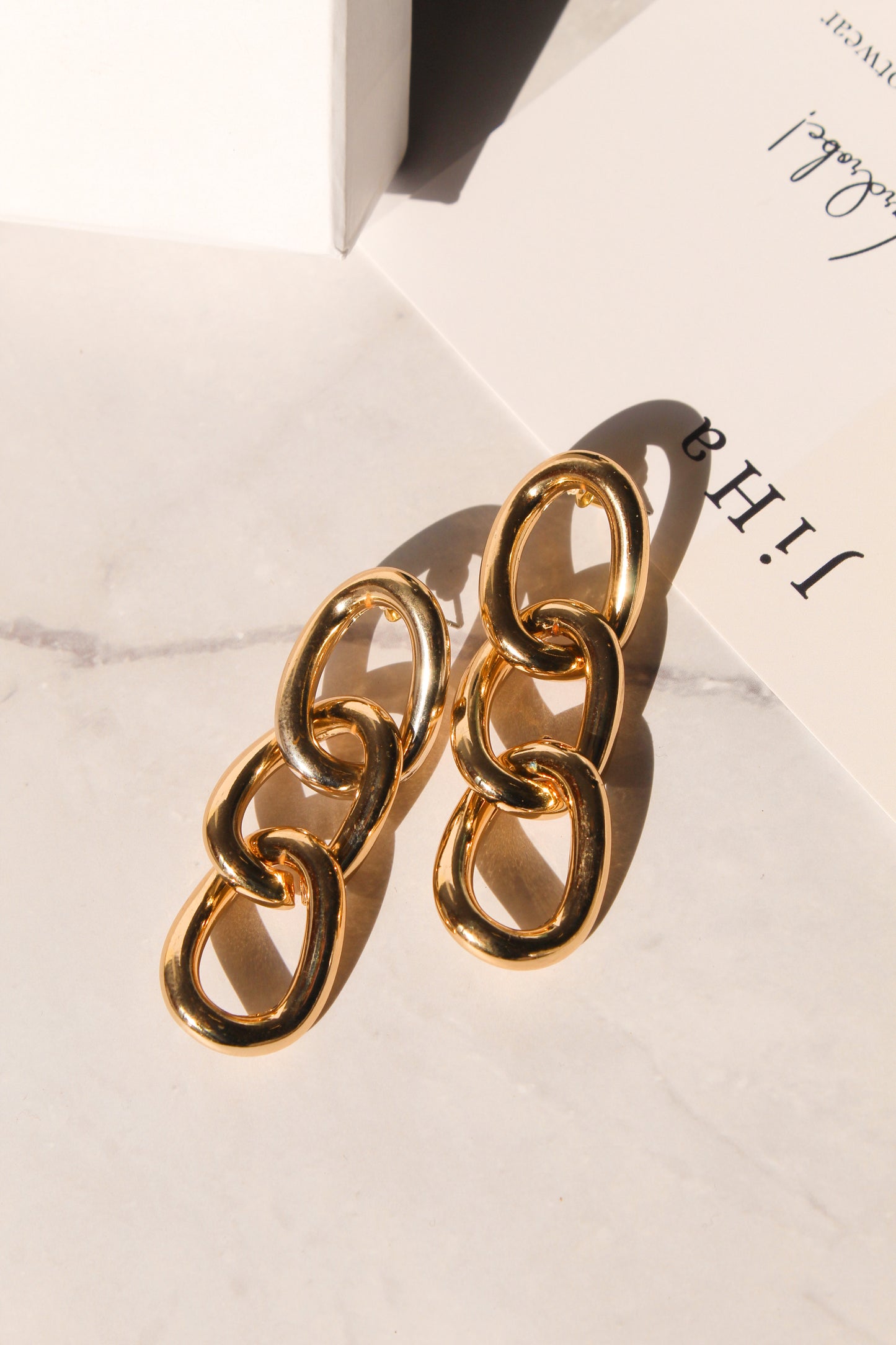 Chain Gold Earrings