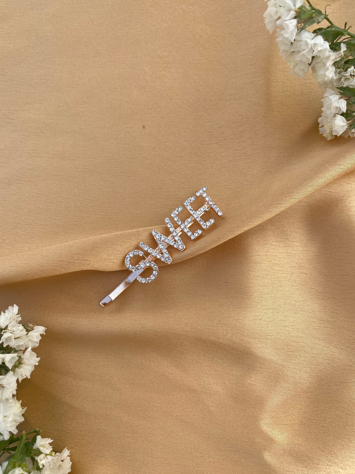 Rhinestone Letter Decor Hair Clip single pieces